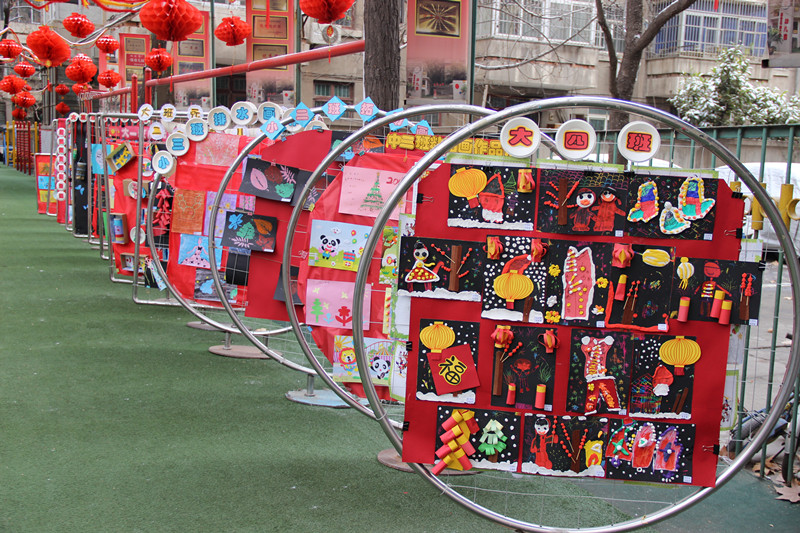 展板.jpg