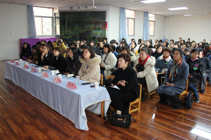 毛汇报.jpg