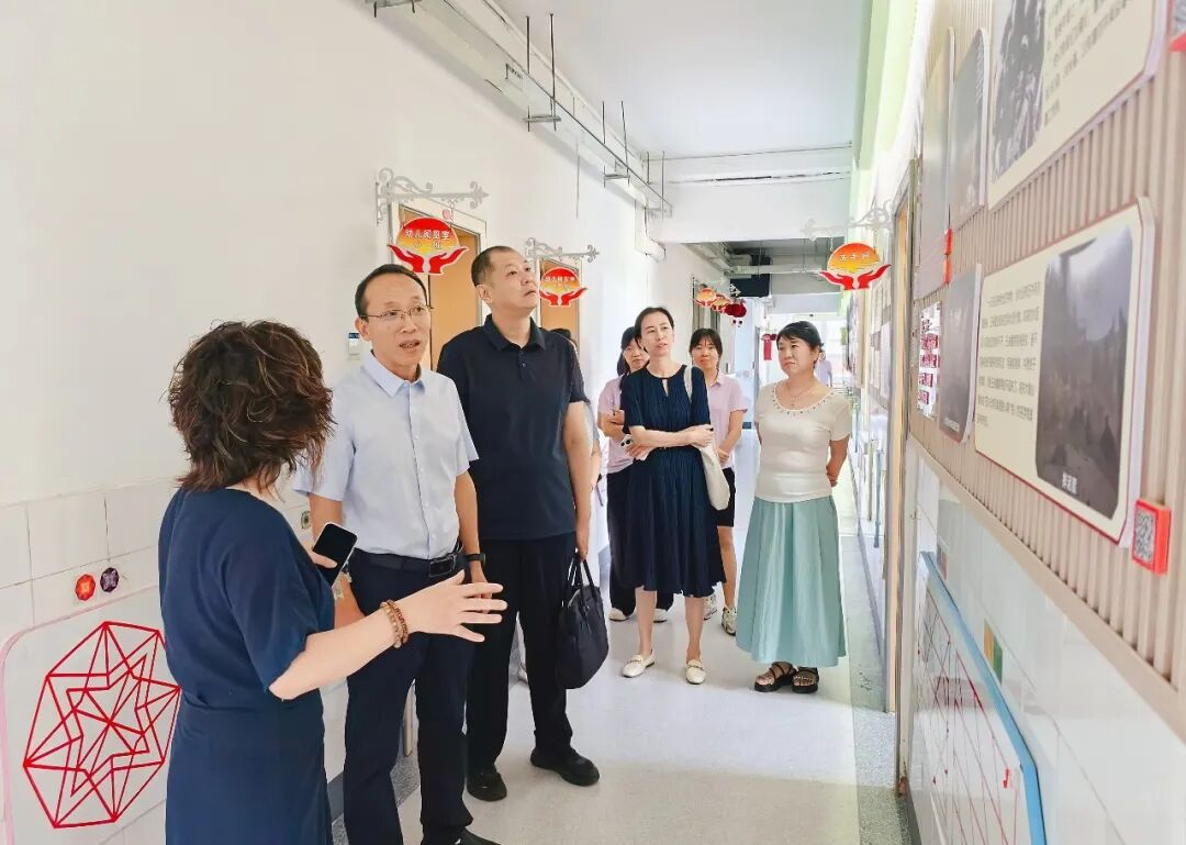 西安石油大学副校长张君涛莅临我园宣布干部任职并实...